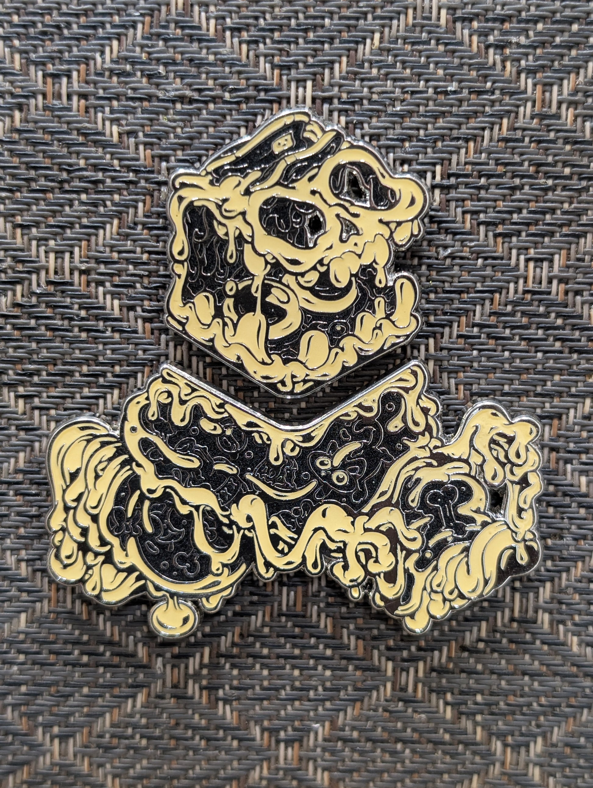  LE 50 ONE MANS TREASURE CHROME PLATED VARIANT HATPIN