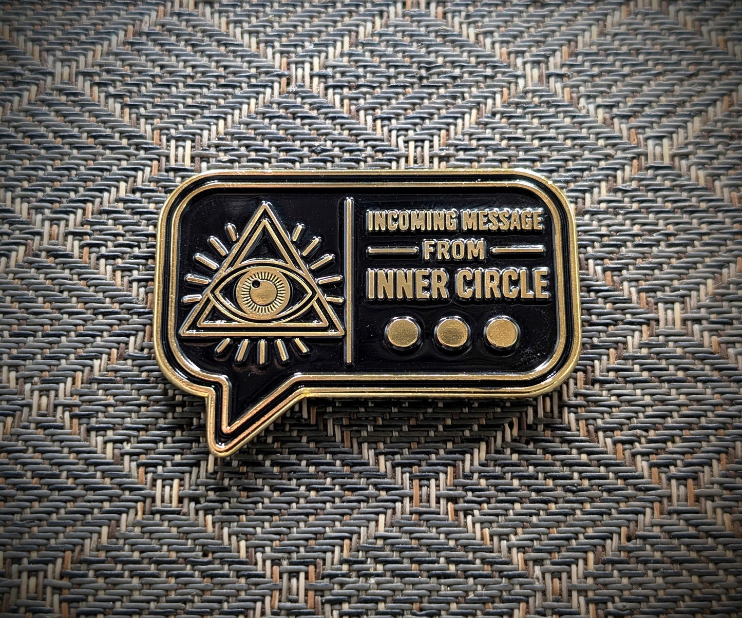 Inner Circle 001
